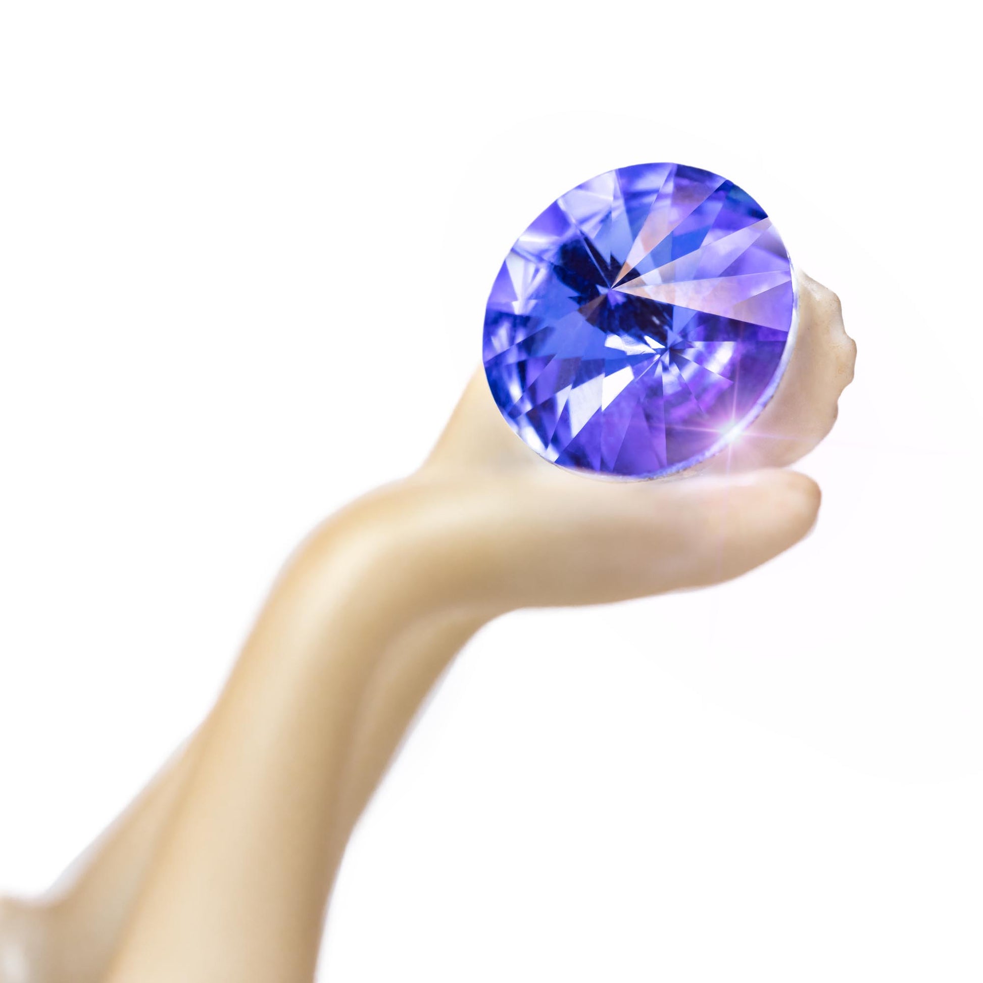 Snow White - September Sapphire image 1