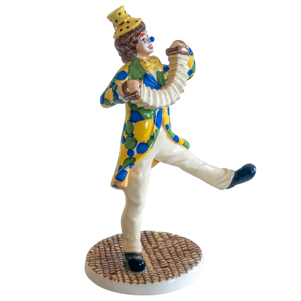 The Entertainer English Ceramics Company